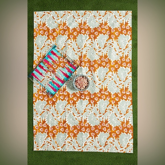 Anthropologie Sunny Florals Picnic Blanket/Tablecloth - Picture 8 of 8